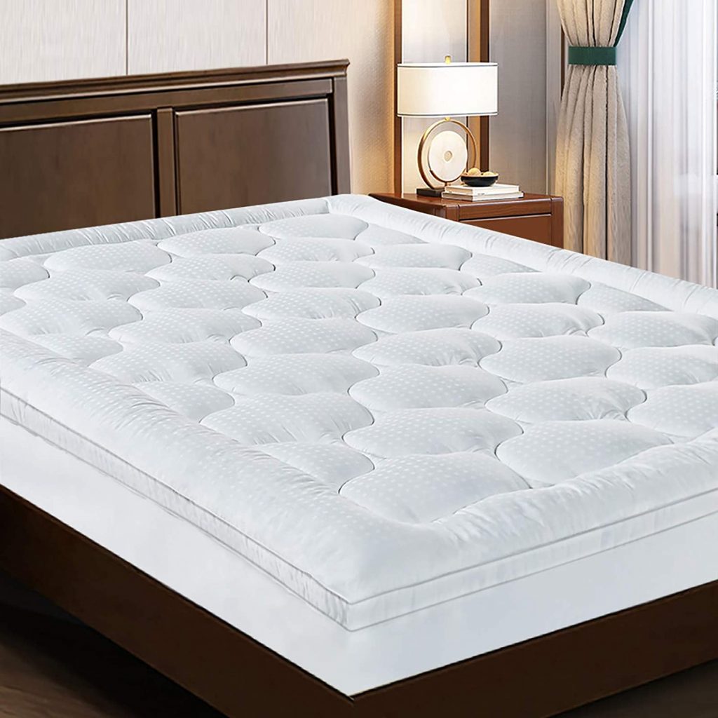 10 Best Cooling Mattress Toppers in 2021
