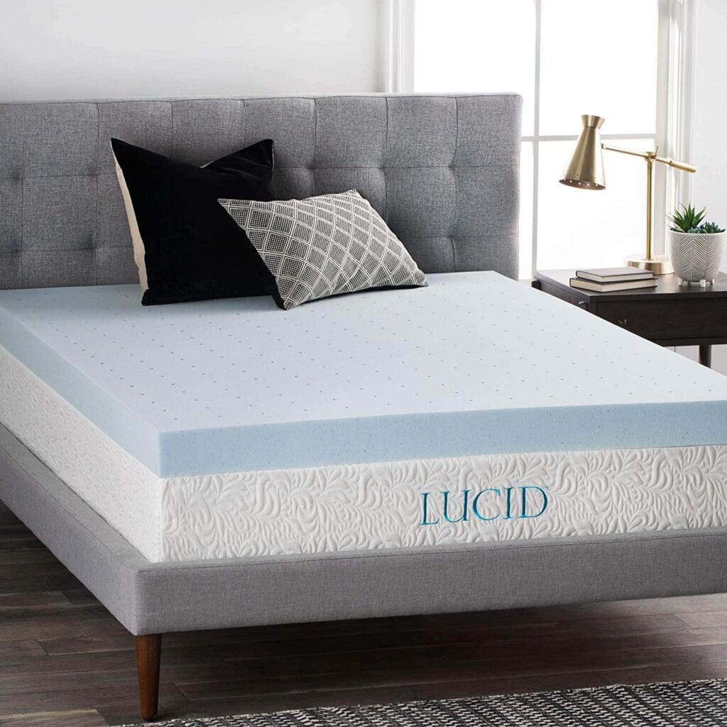 4 Best Mattress Topper for Side Sleepers in 2021