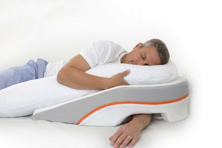 9 Best Pillows for Side Sleepers With Neck and Shoulder Pain