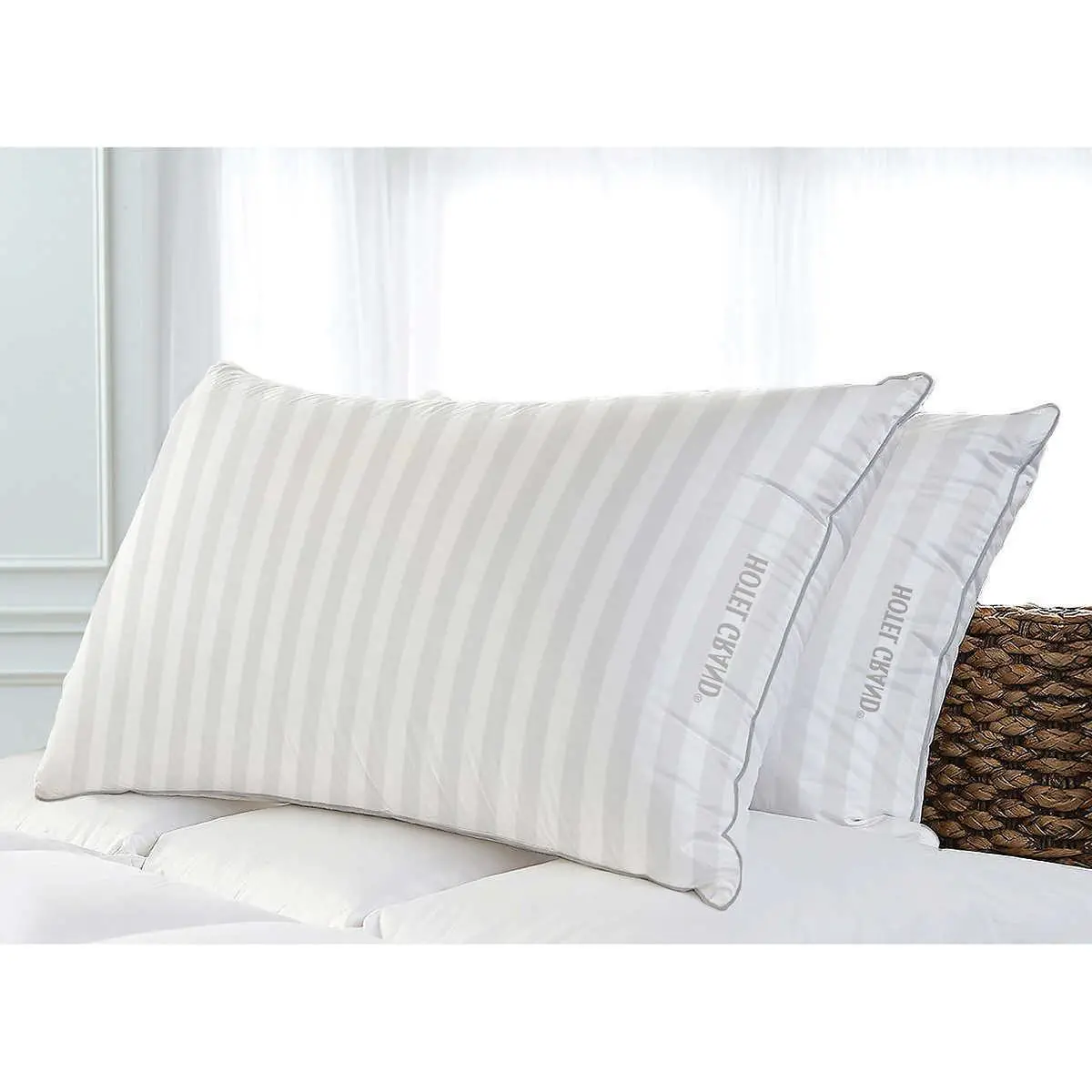 Hotel Grand Feather &  Down Pillow, 2
