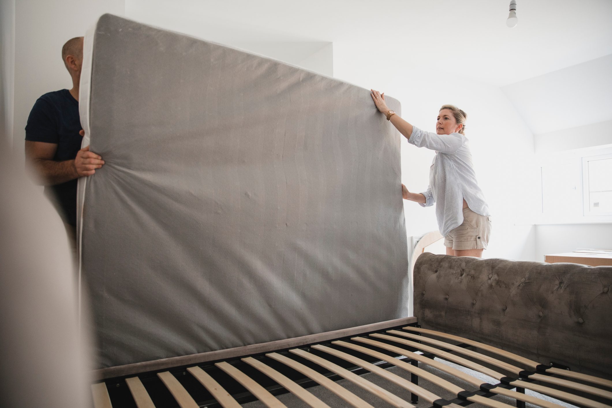 How often Should You Flip Or Rotate Your Mattress ...