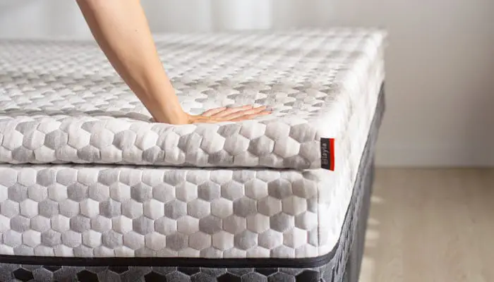 Layla Mattress Topper Review: New For 2020