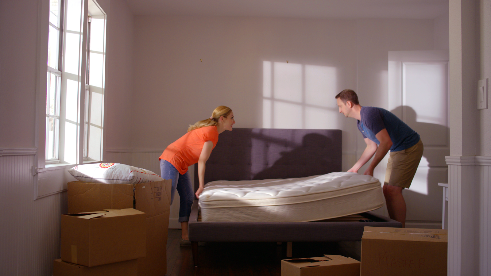 Moving a Mattress? How To Move &  Store Your Mattress ...