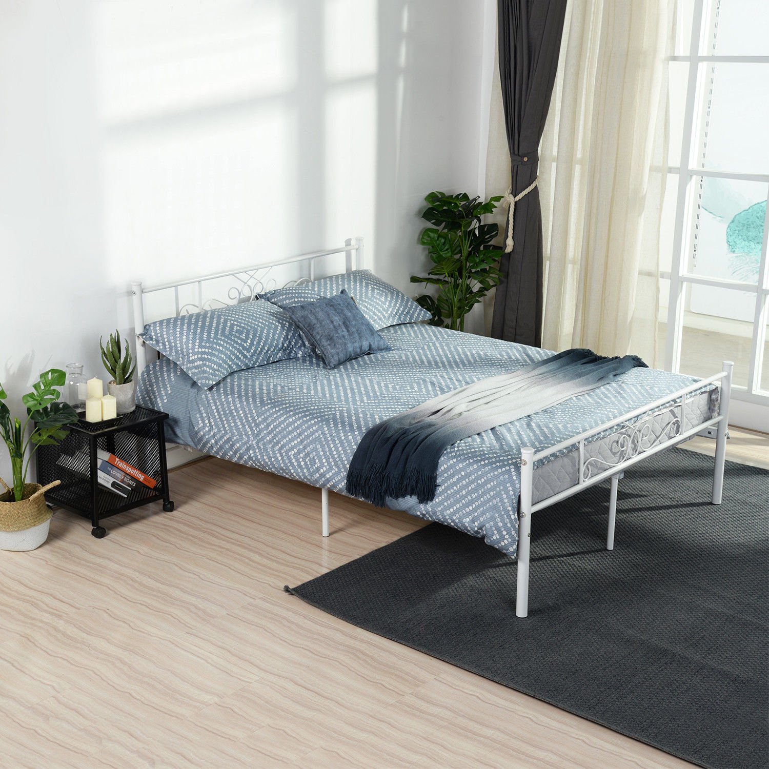 Queen Size Metal Bed Frame Bedroom Mattress Platform ...