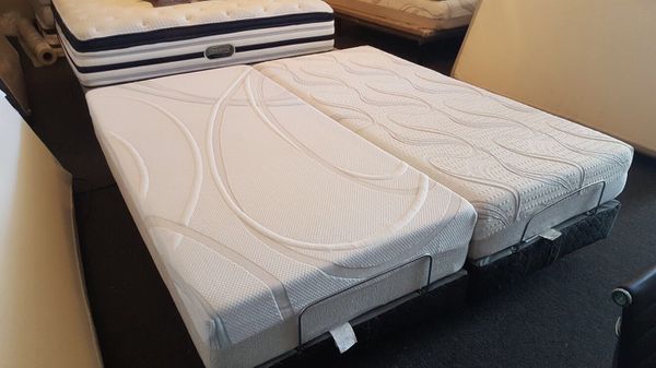 Split king Tempurpedic premier model adjustable bed with ...