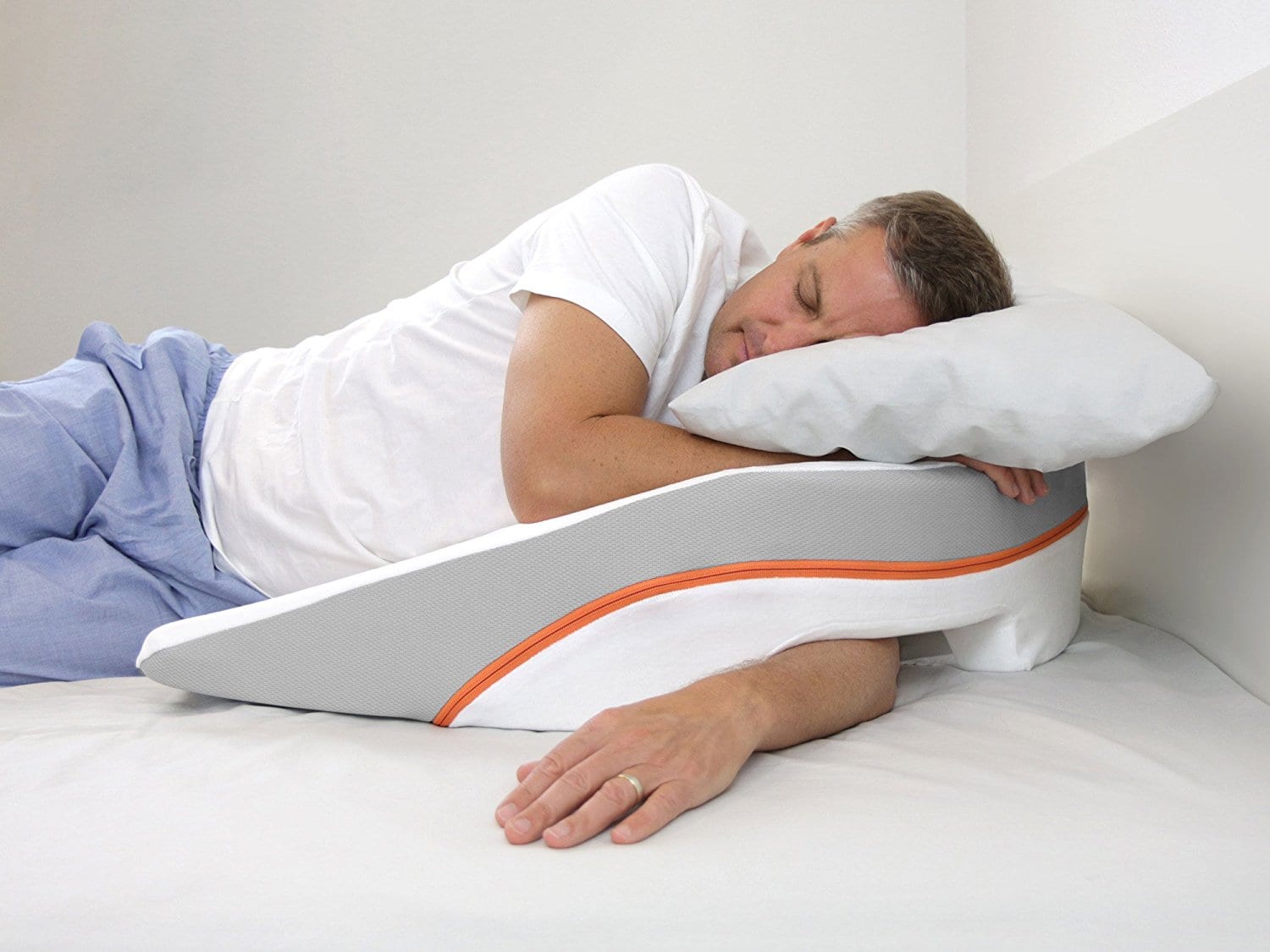 The Best Pillows for Side Sleepers of 2020 â Ergonomic Comfort