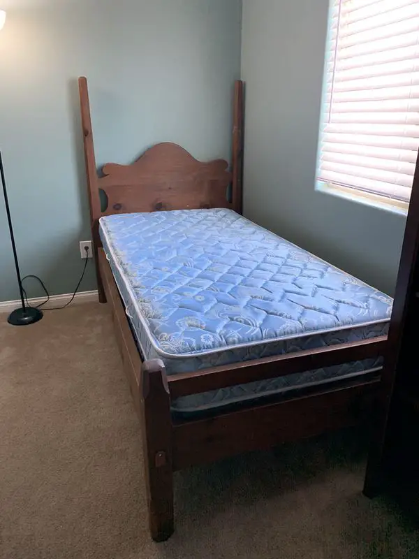 Twin bed frame and mattress for Sale in North Las Vegas, NV