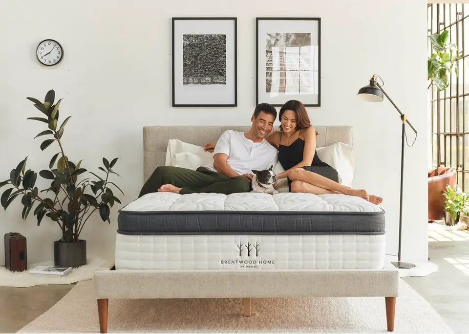 Whats the Best Organic Mattress for Side Sleepers